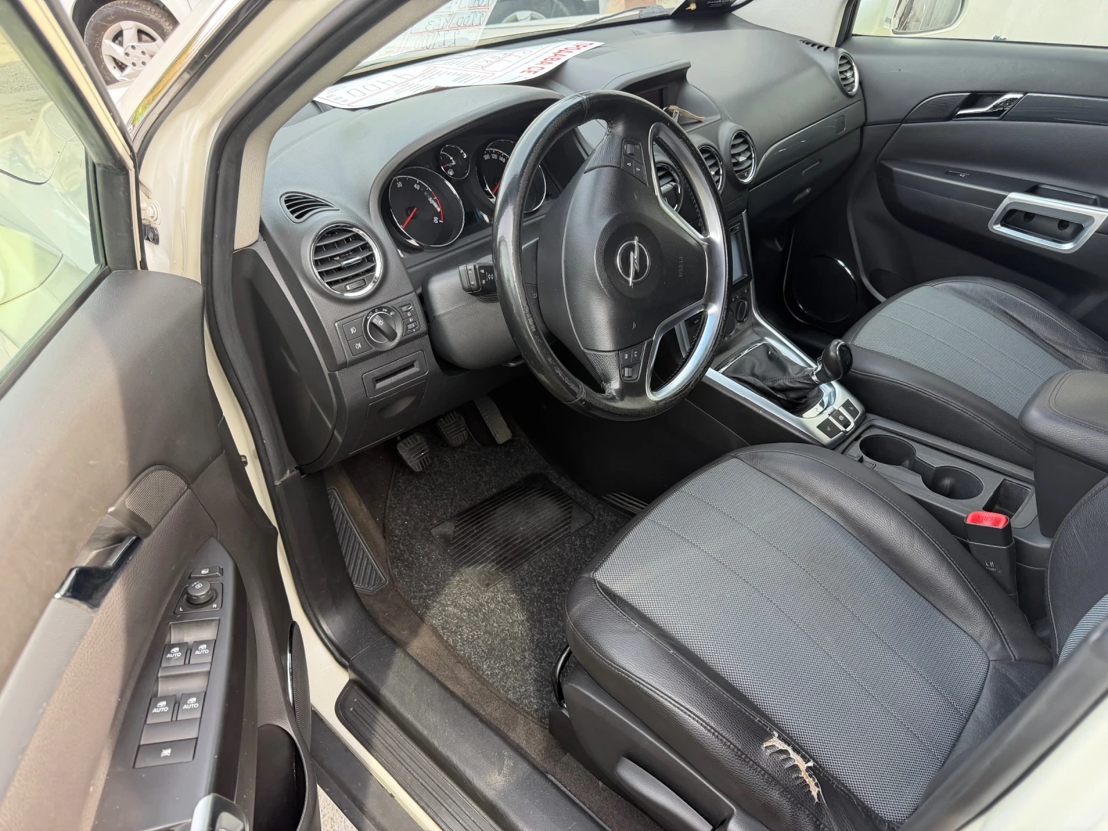 Opel Antara 2.2d, снимка 4 - Автомобили и джипове - 56589066