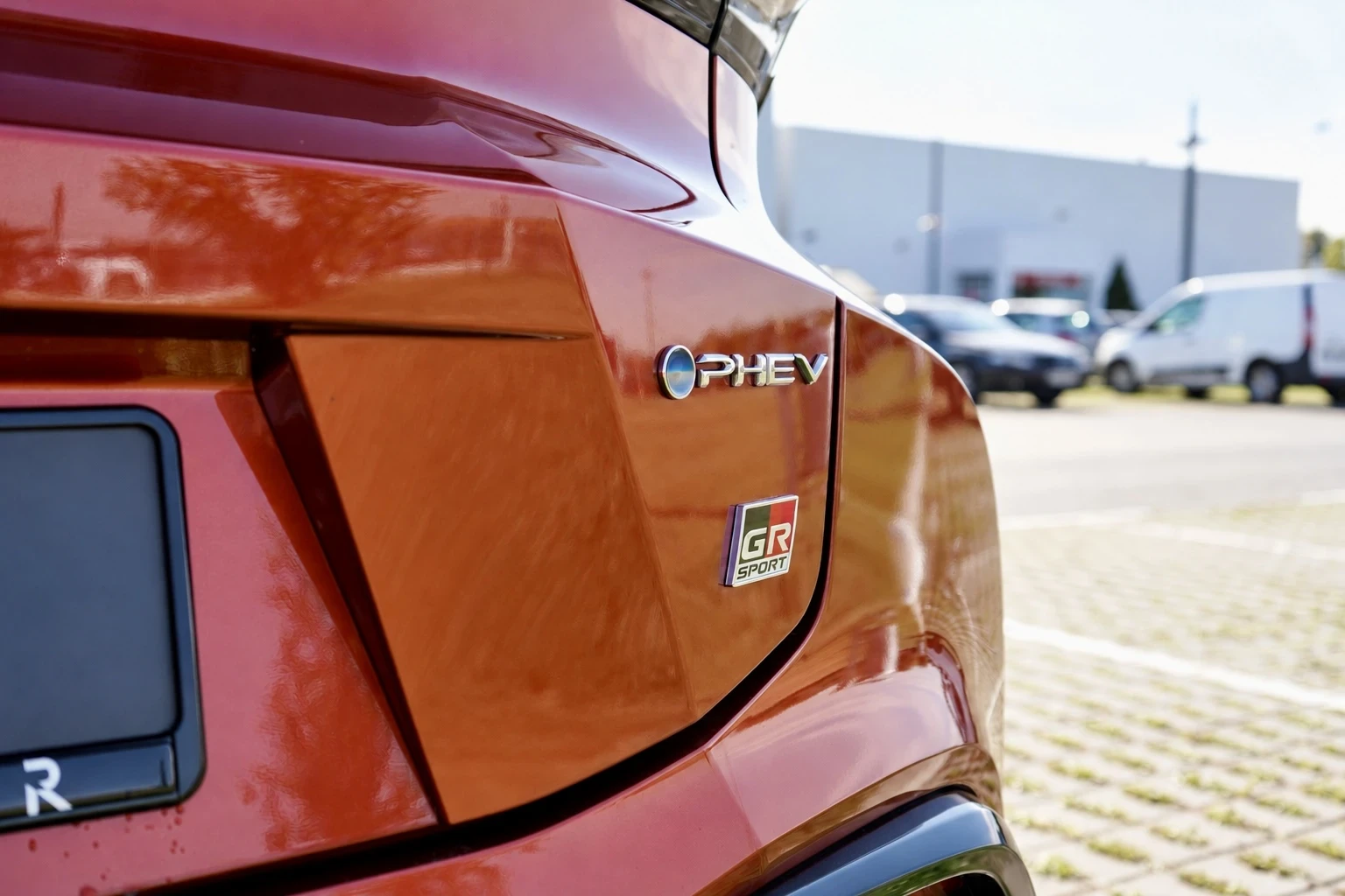 Toyota C-HR GR* PLUG-IN* DISTR* KEYLESS* CAMERA* HUD* CARPLAY | Mobile.bg � ����������� 17