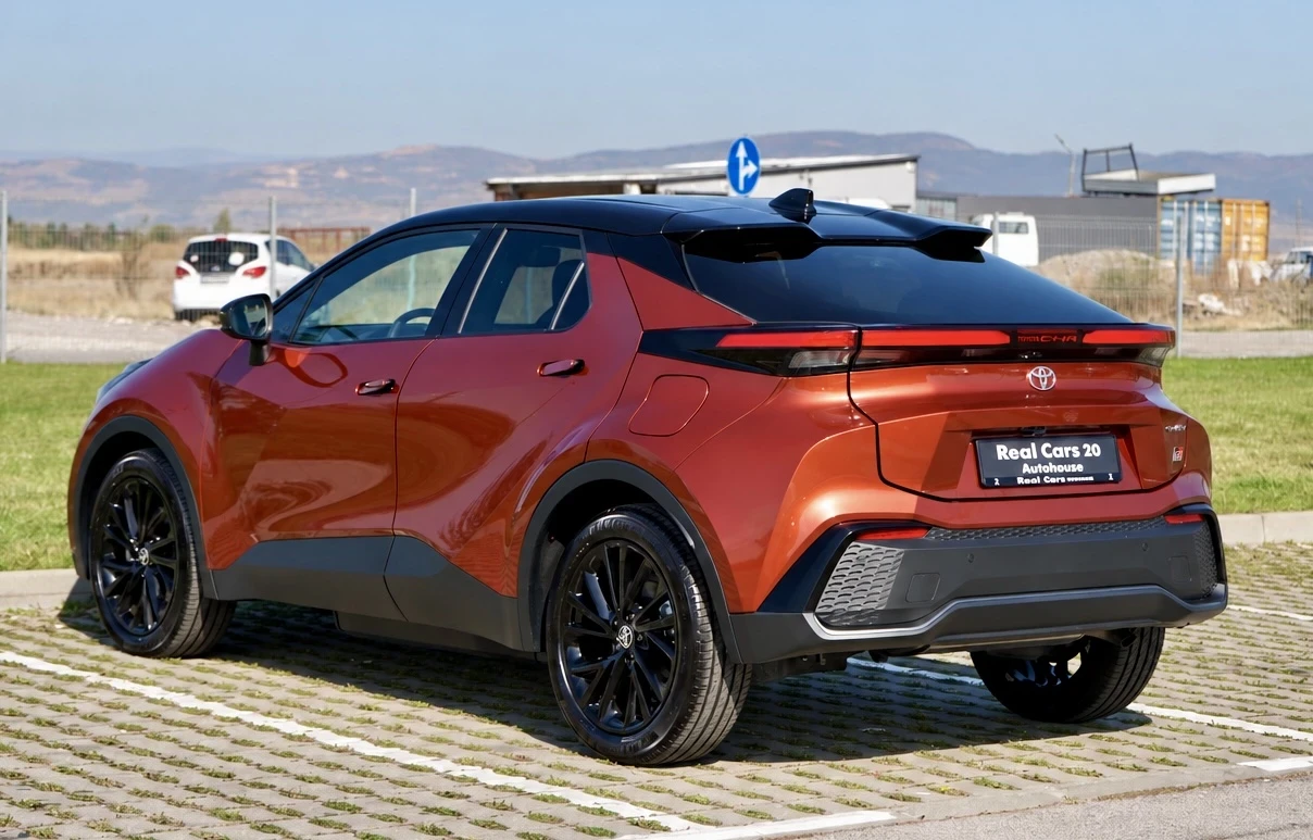 Toyota C-HR GR* PLUG-IN* DISTR* KEYLESS* CAMERA* HUD* CARPLAY | Mobile.bg � ����������� 6