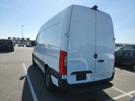 Mercedes-Benz Sprinter Cargo Van 2500 Twin-Turbo* (  ) | Mobile.bg    3
