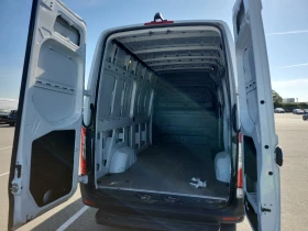 Mercedes-Benz Sprinter Cargo Van 2500 Twin-Turbo* (  ) | Mobile.bg    4