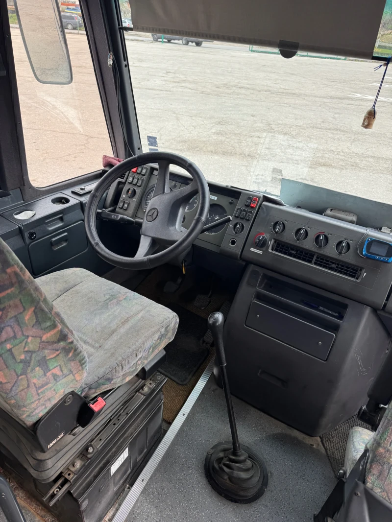 Mercedes-Benz 814 26места, снимка 7 - Бусове и автобуси - 51624453