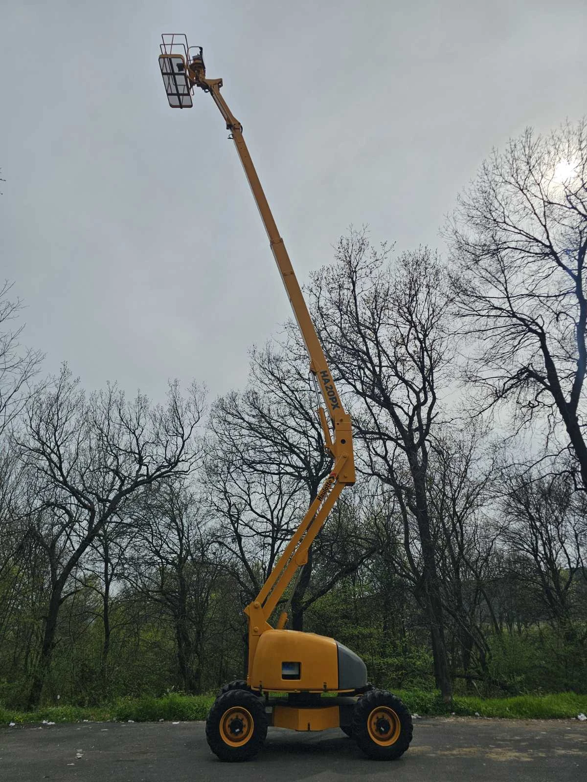 ��������� Haulotte HA 20 PX 4x4x4 | Mobile.bg � ����������� 8