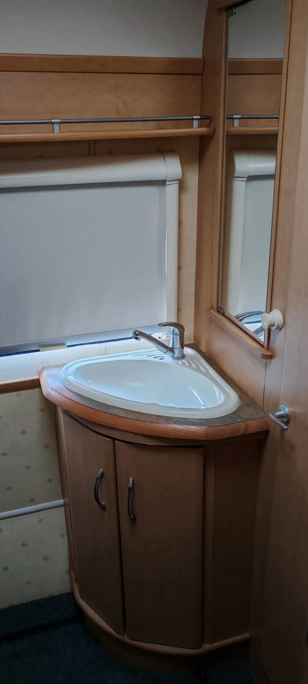 �������� ABI | Mobile.bg � ����������� 12