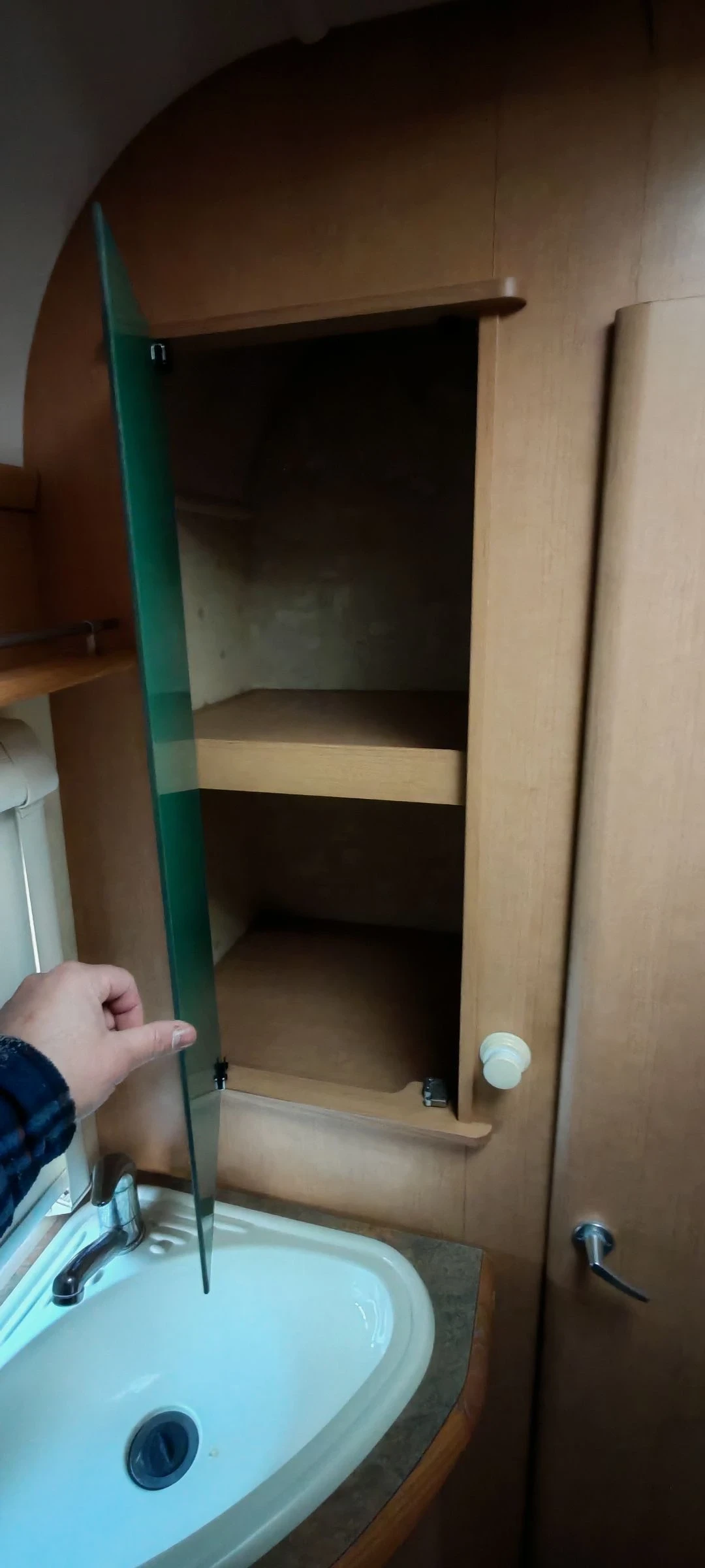 �������� ABI | Mobile.bg � ����������� 17