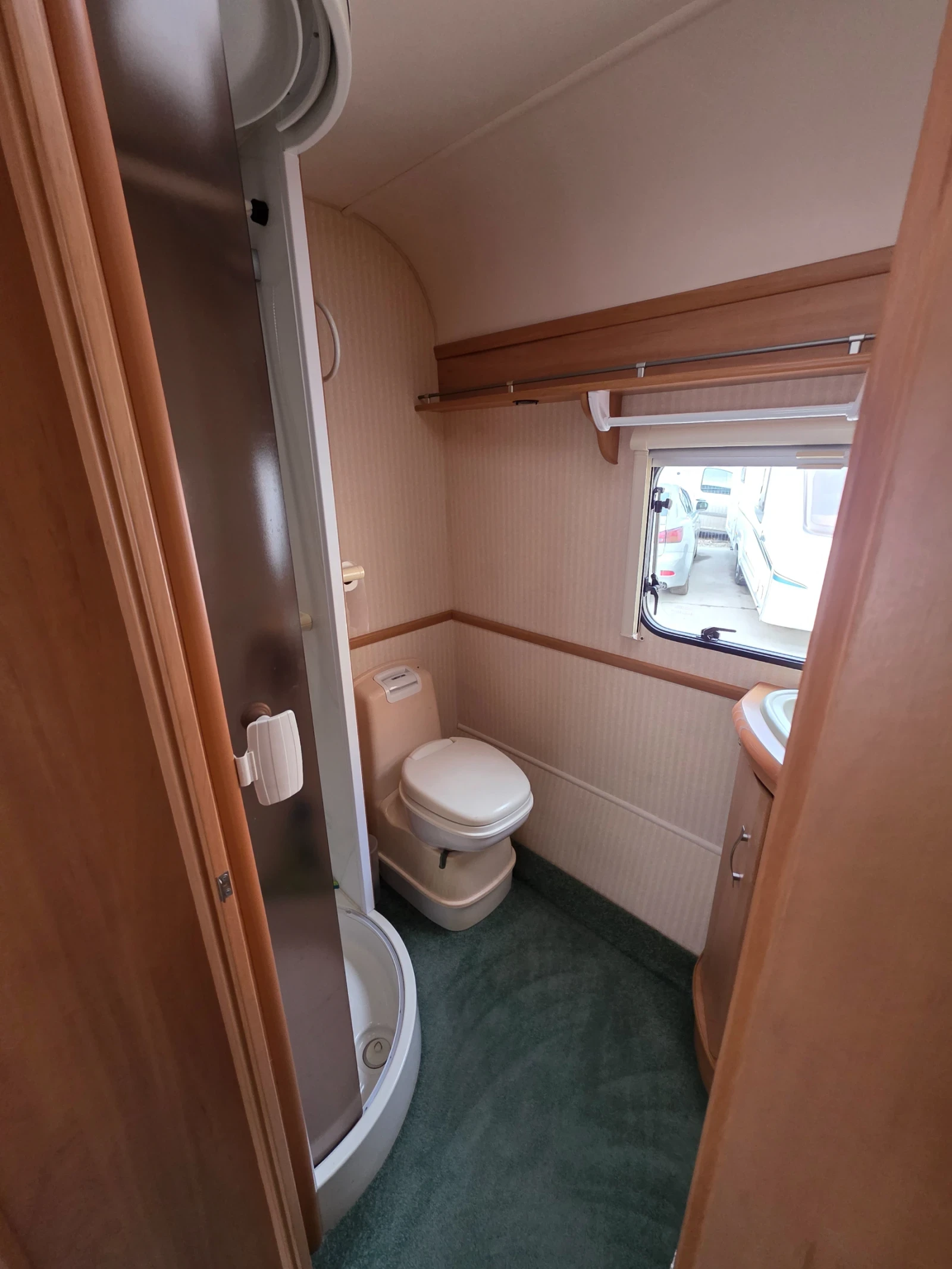 Каравана Swift Speedbird, снимка 13 - Каравани и кемпери - 54314154