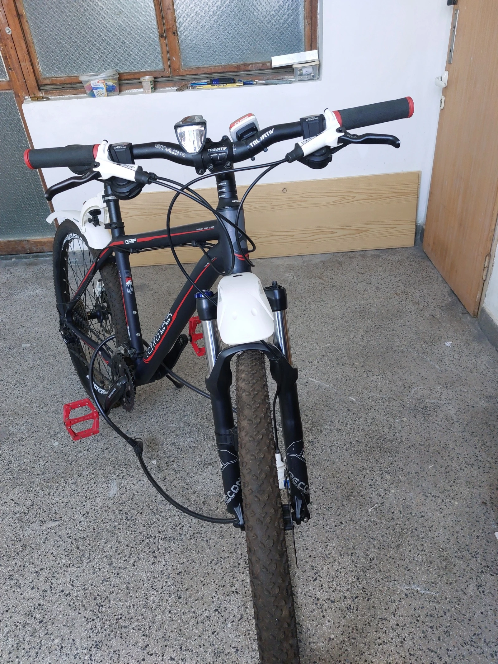  CROSS | Mobile.bg   4