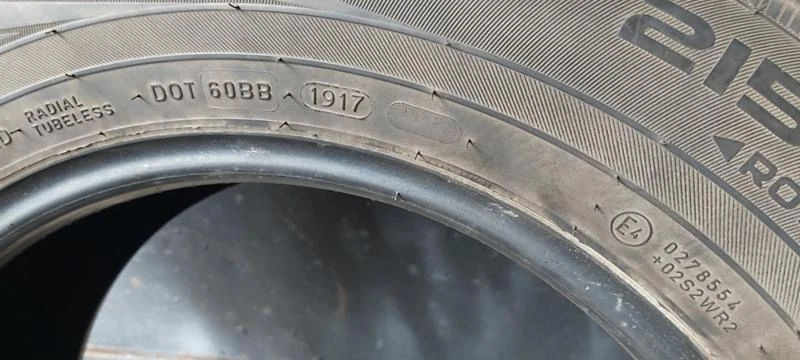 Гуми Зимни 215/65R16, снимка 7 - Гуми и джанти - 34696718