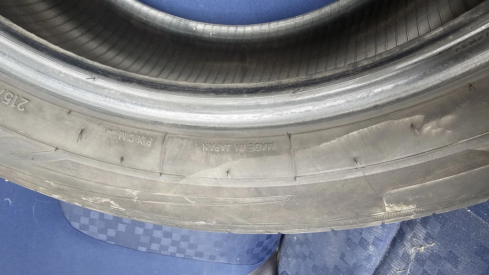 Гуми Летни 215/55R17, снимка 5 - Гуми и джанти - 54879075