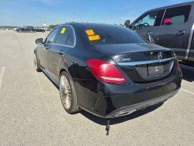 Mercedes-Benz C 300 * CARFAX * ОПЦИЯ ЗА ФИНАНСИРАНЕ * , снимка 4
