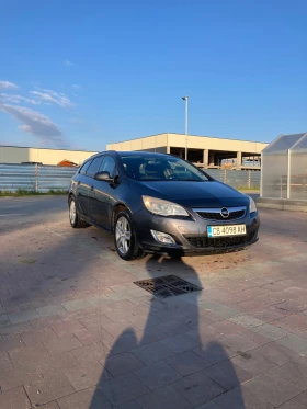 Opel Astra 2.0 - 3999 € / 7821.36 лв. - 63923391 4