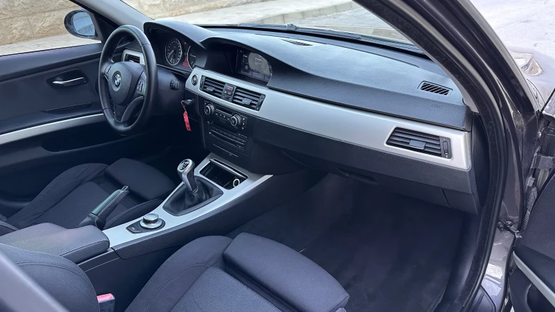 BMW 320 Navi, Recaro, Xenon , снимка 10 - Автомобили и джипове - 48015059