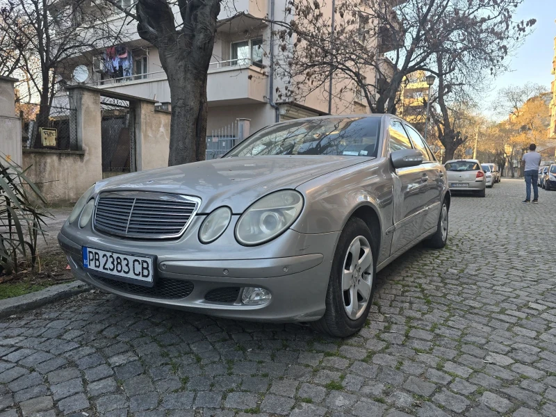 Mercedes-Benz E 200, снимка 1 - Автомобили и джипове - 49424866