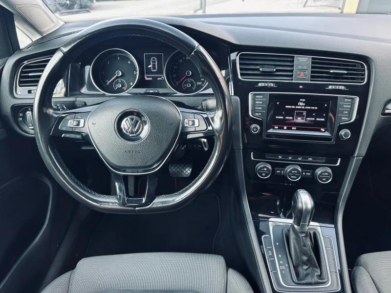 VW Golf TDI/DSG/Distronic, снимка 12 - Автомобили и джипове - 51264818