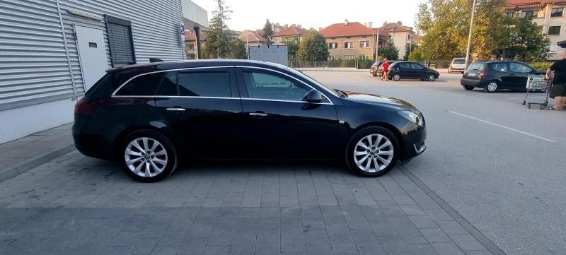 Opel Insignia Opel Insignia Sports Tourer 1.6 CDTI, снимка 8 - Автомобили и джипове - 52284858