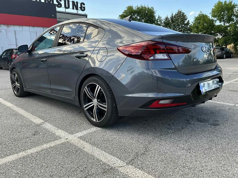 Hyundai Elantra 2.0  150 к.с. ГАЗ, снимка 7 - Автомобили и джипове - 52420182