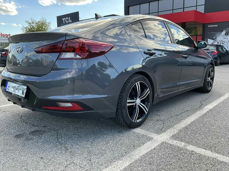 Hyundai Elantra 2.0  150 к.с. ГАЗ, снимка 5 - Автомобили и джипове - 52420182