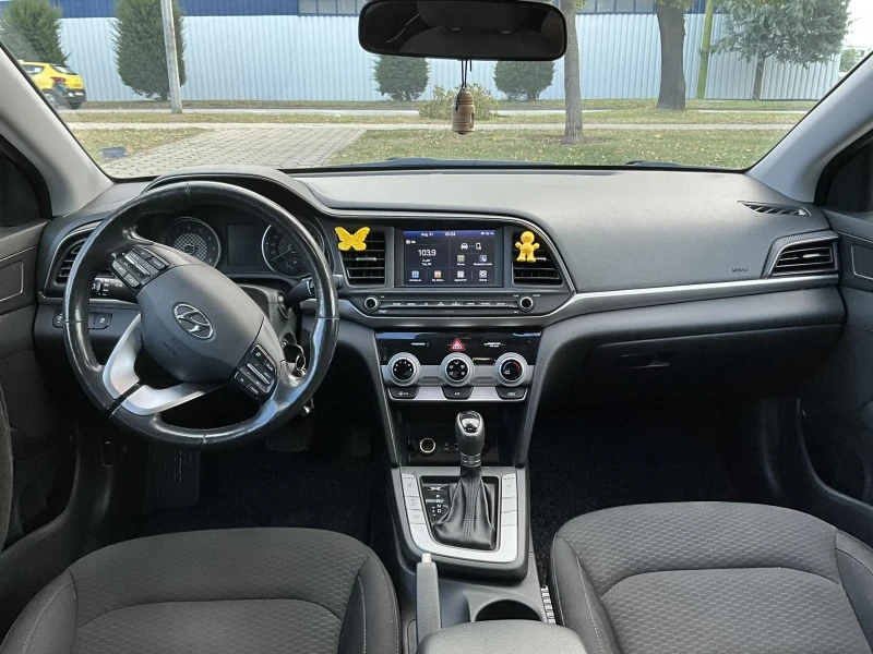 Hyundai Elantra 2.0  150 к.с. ГАЗ, снимка 11 - Автомобили и джипове - 52420182