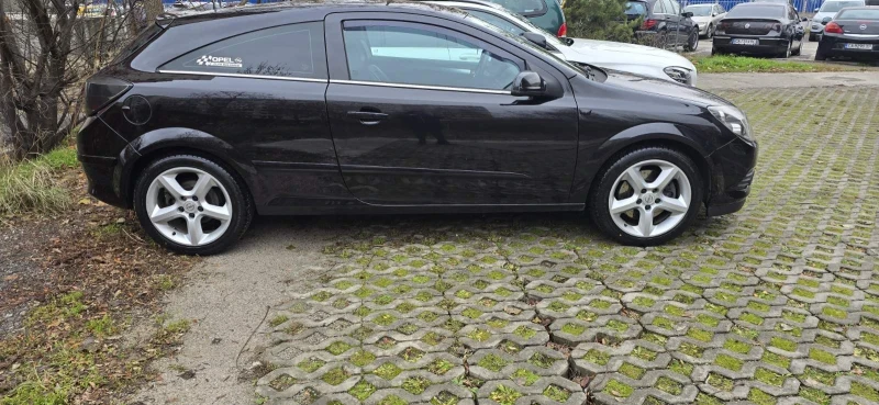 Opel Astra GTC, снимка 3 - Автомобили и джипове - 52036187