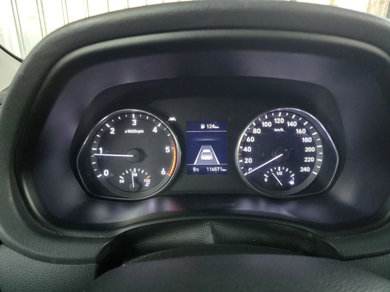 Hyundai I30 1.6 CRDi Джанти| Камера| Андроид Ауто, снимка 11 - Автомобили и джипове - 52829537