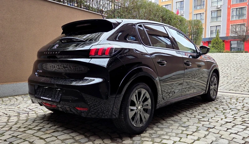 Peugeot 208 ГАРАНЦИОНЕН/ЗАВЕРЕНА СЕРВИЗНА КНИЖКА, снимка 4 - Автомобили и джипове - 53507443