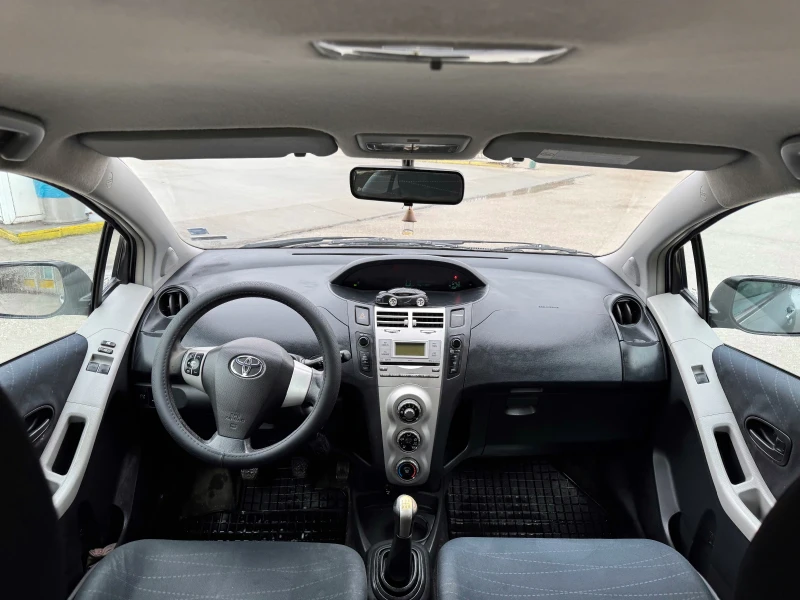 Toyota Yaris 1.4D, снимка 5 - Автомобили и джипове - 53581435
