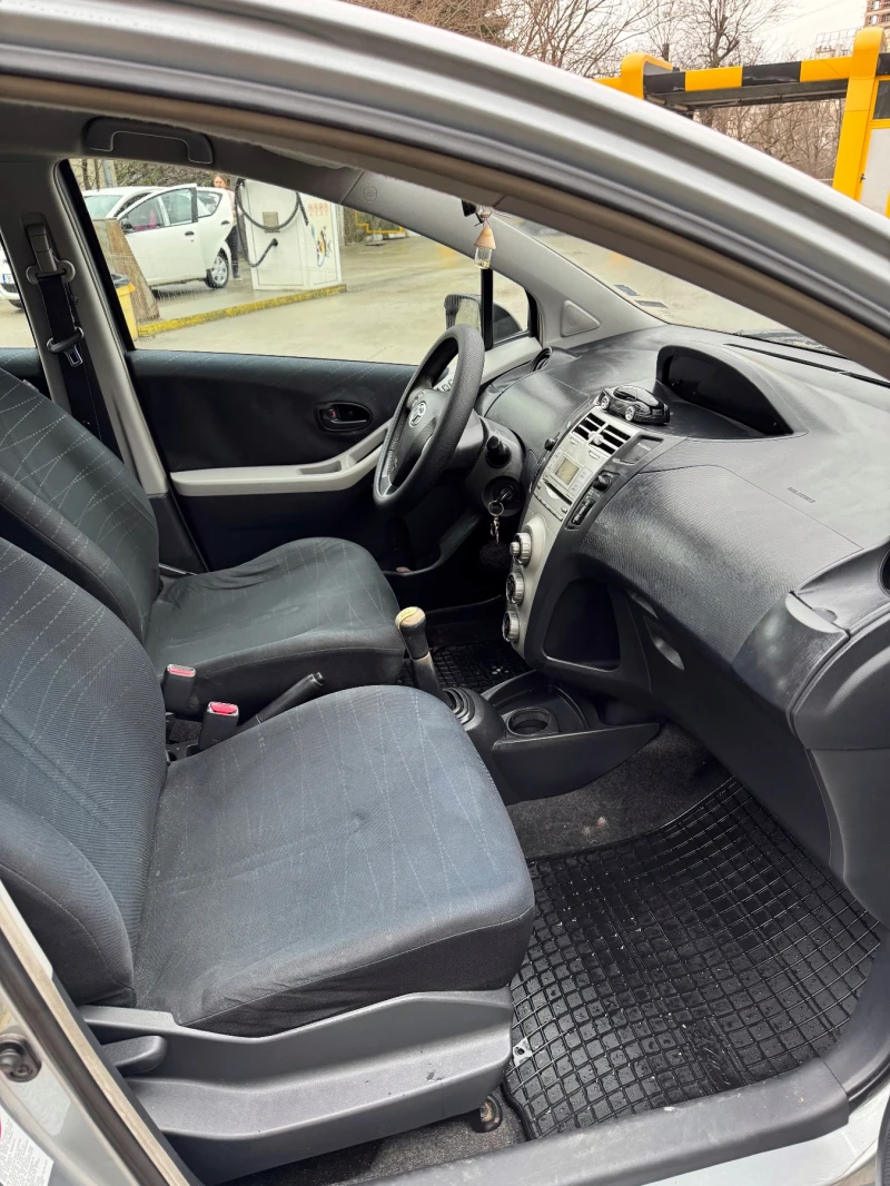 Toyota Yaris 1.4D, снимка 7 - Автомобили и джипове - 53581435