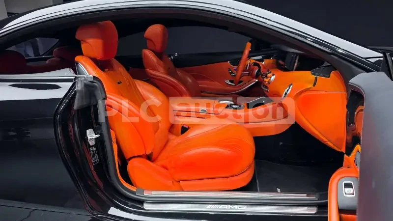 Mercedes-Benz S 63 AMG Адаптивно окачване (ECS)* Масажни седалки, снимка 11 - Автомобили и джипове - 54122575