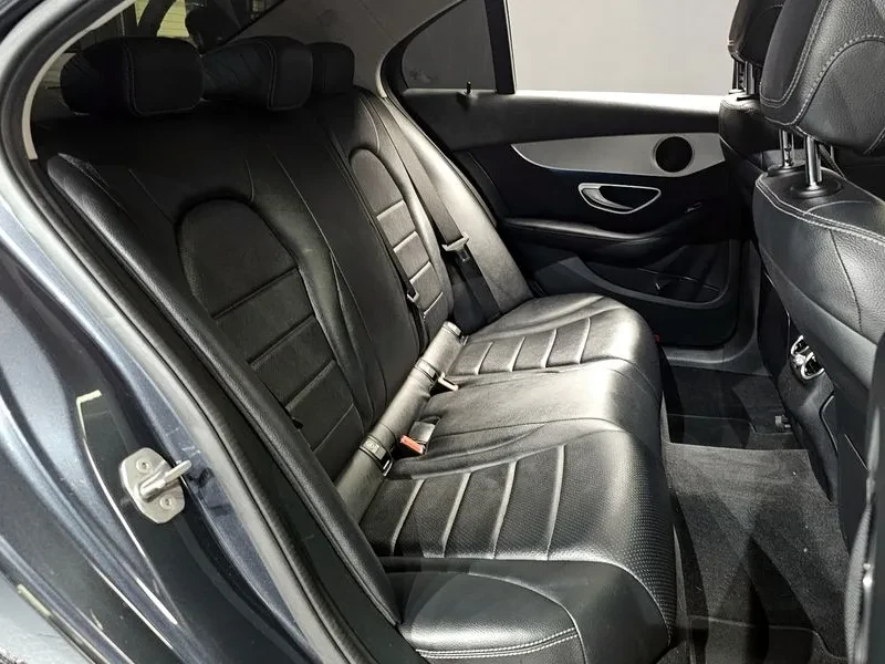 Mercedes-Benz C 200 2.0, снимка 11 - Автомобили и джипове - 54278052