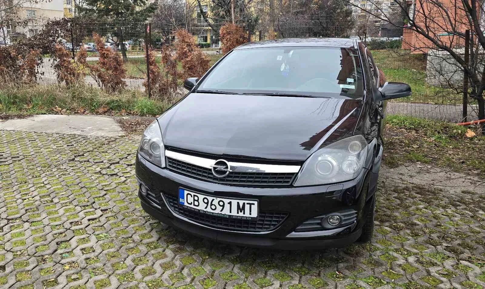 Opel Astra GTC, снимка 1