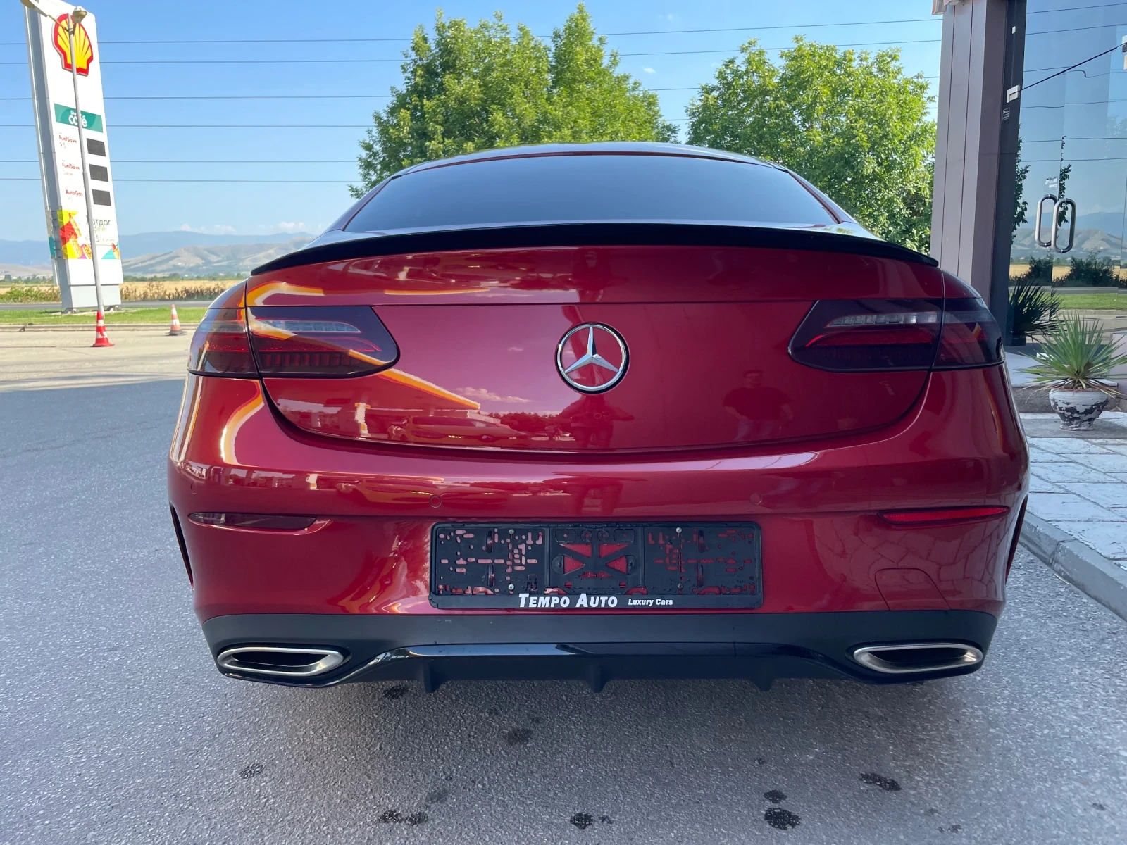 Mercedes-Benz E 200 i-4MATIC-AMG Line-COUPE-SPORT - изображение 5