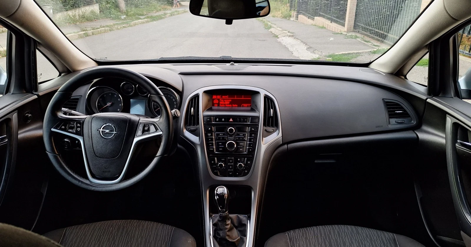Opel Astra 1.4Turbo LPG фабрична газ 140к.с., 6 скорости - изображение 3