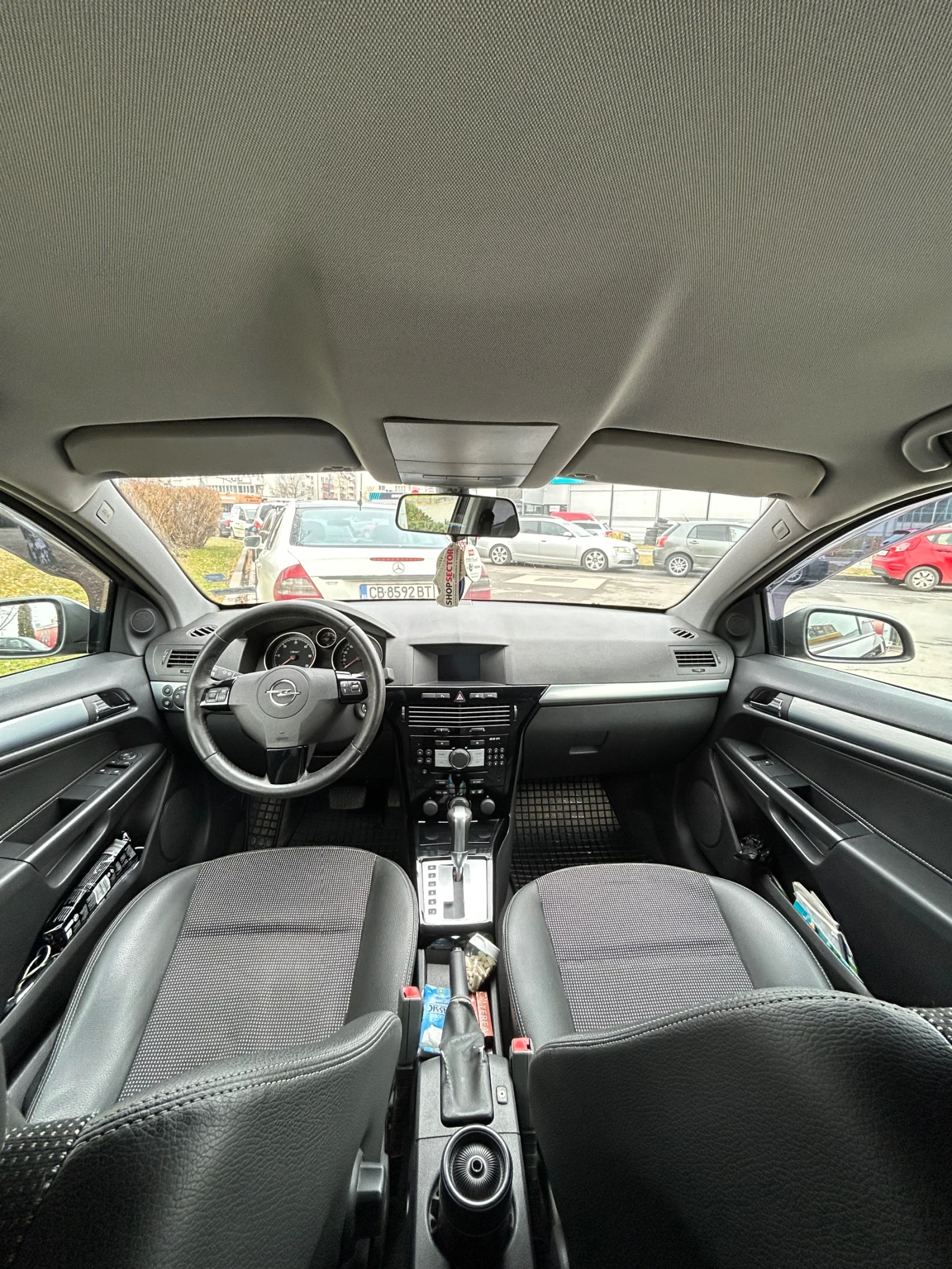 Opel Astra GTC - изображение 7