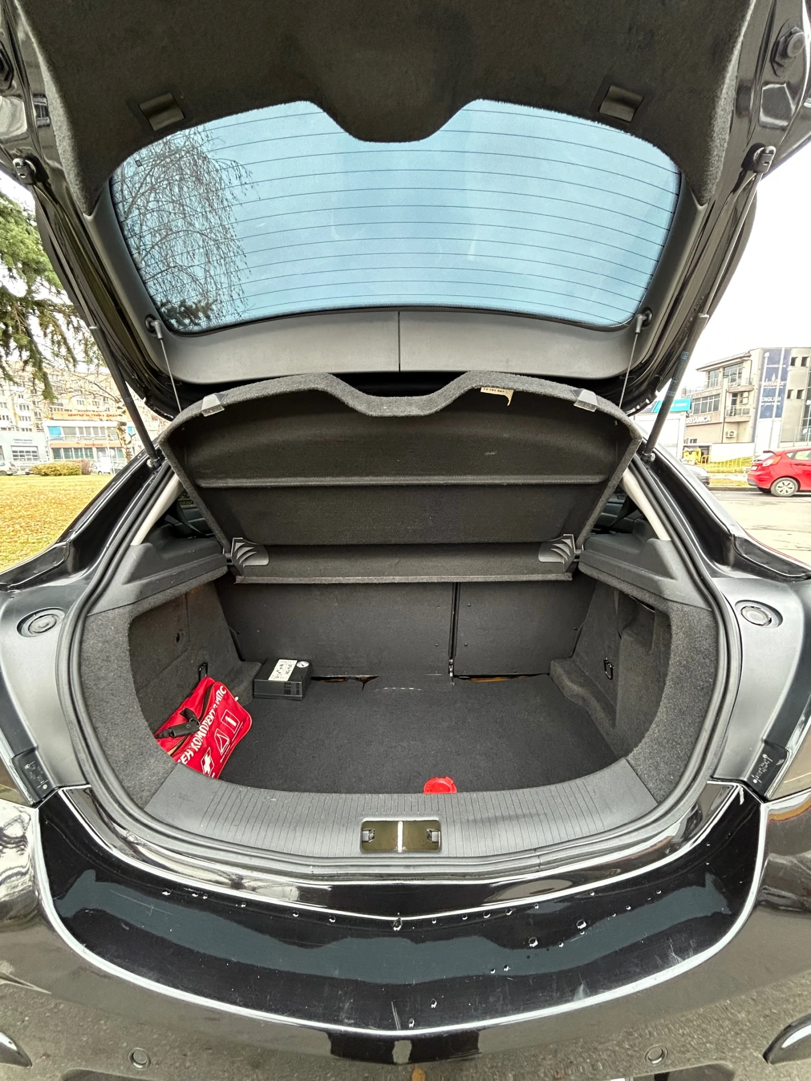 Opel Astra GTC - изображение 8