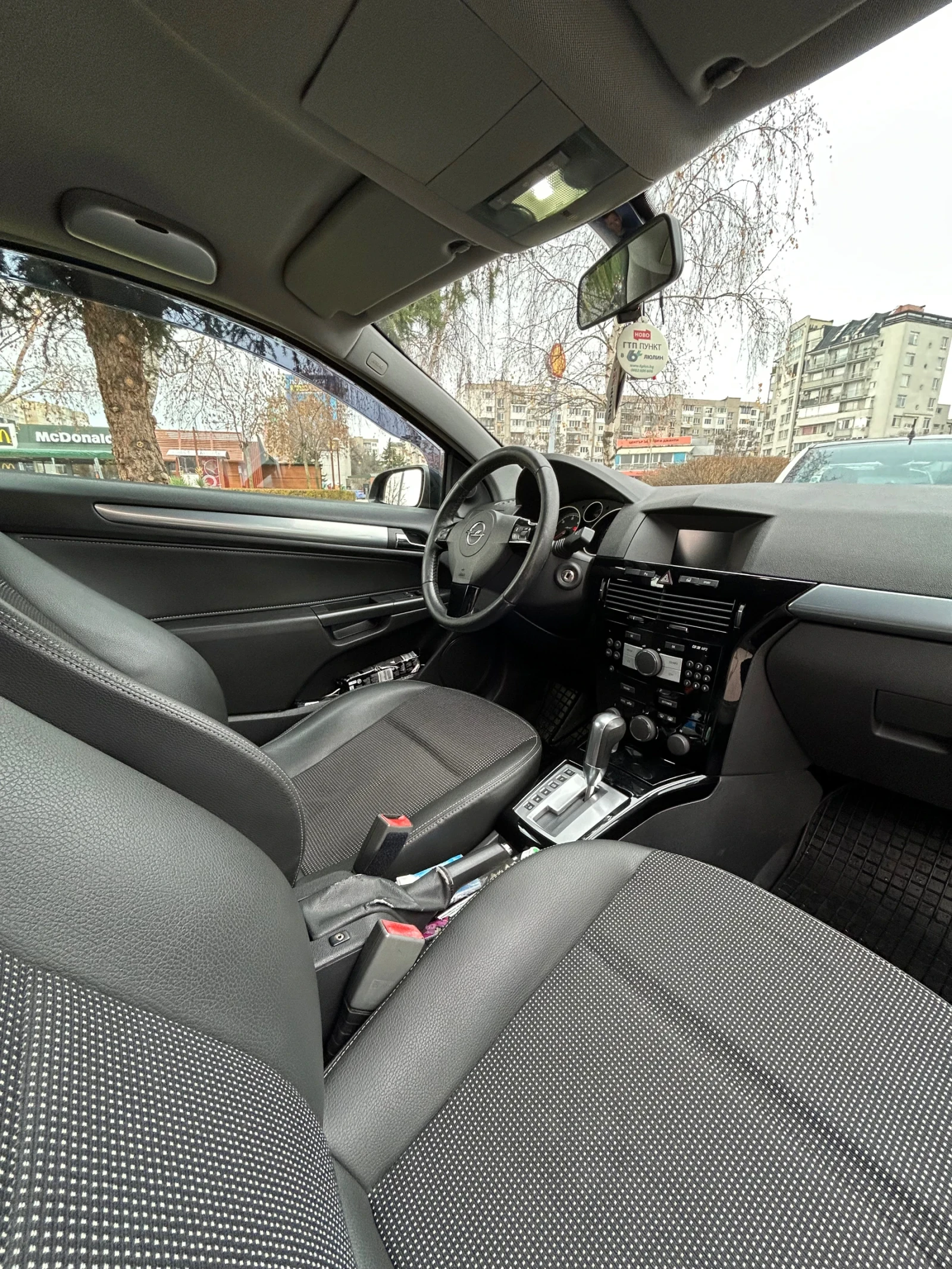 Opel Astra GTC - изображение 6
