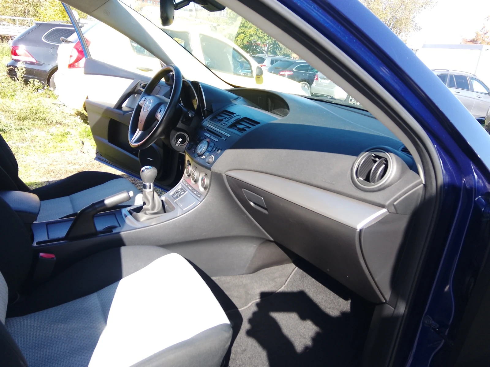 Mazda 3 2.0БЕНЗИН-150КС.-6СКОРОСТИ-КЛИМА-STAR/STOP-RVM-DSC - изображение 8