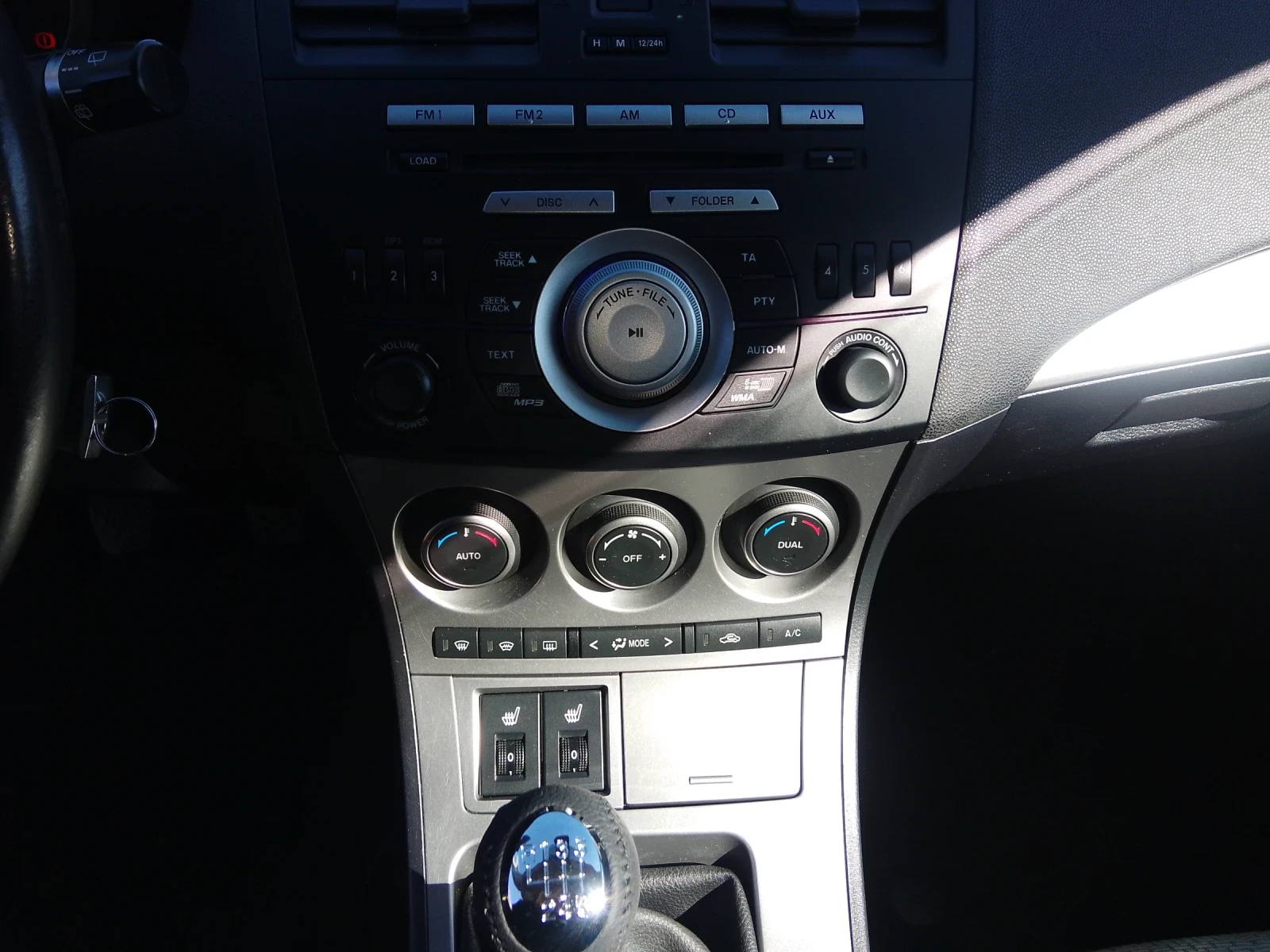 Mazda 3 2.0БЕНЗИН-150КС.-6СКОРОСТИ-КЛИМА-STAR/STOP-RVM-DSC - изображение 10