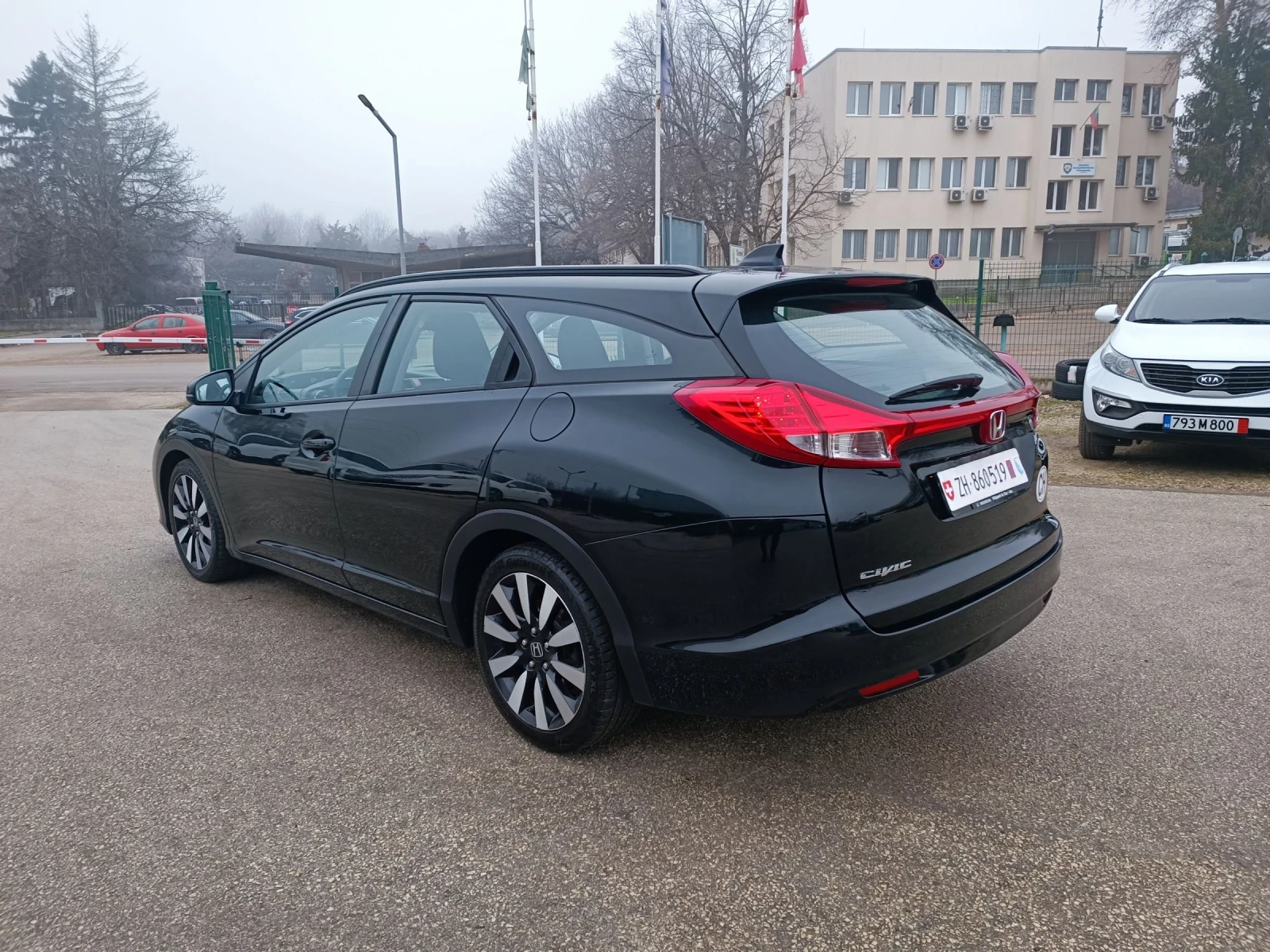 Honda Civic 1.8i-140��-���������-�������-NAVI | Mobile.bg � ����������� 6