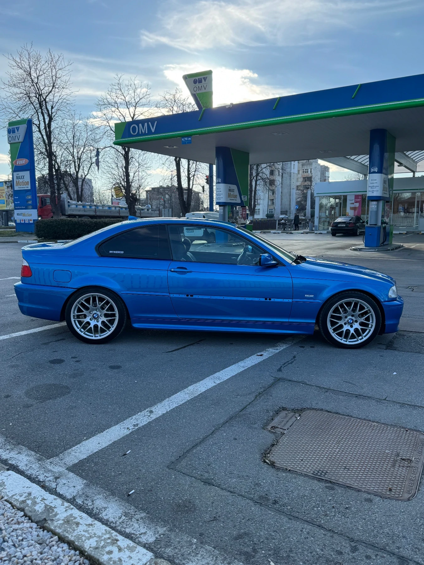 BMW 323 Ci - изображение 3