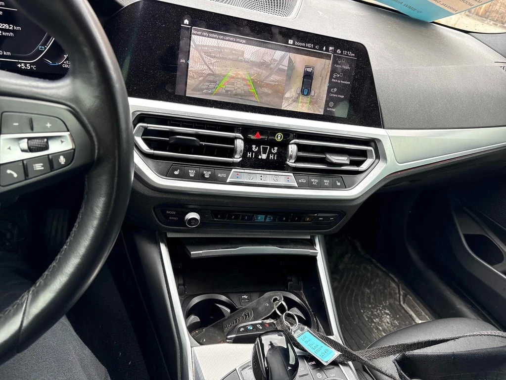 BMW 330 * xDrive * CARFAX * ��� ������������ ������ | Mobile.bg � ����������� 9