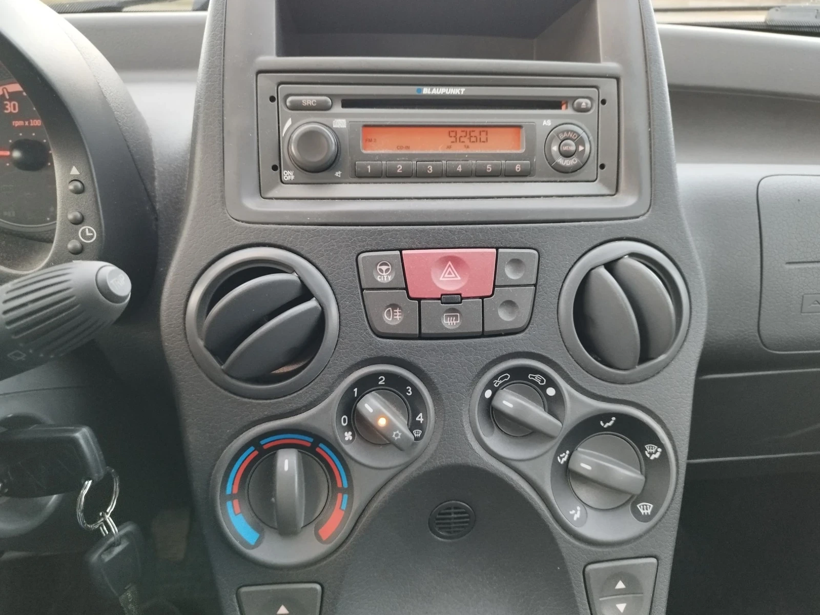 Fiat Panda 1.2i 4x4  | Mobile.bg � ����������� 13