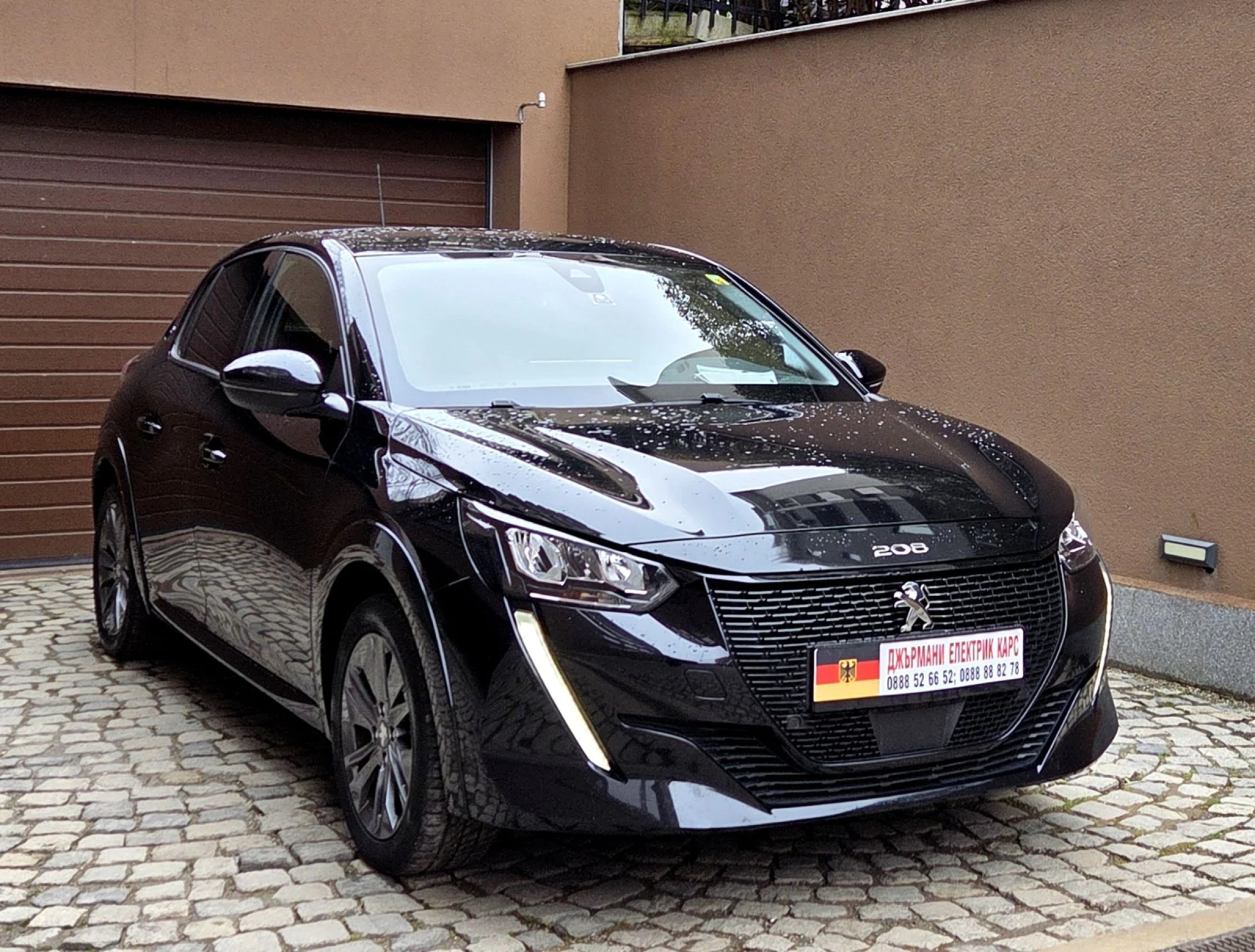 Peugeot 208 ГАРАНЦИОНЕН/ЗАВЕРЕНА СЕРВИЗНА КНИЖКА - изображение 2