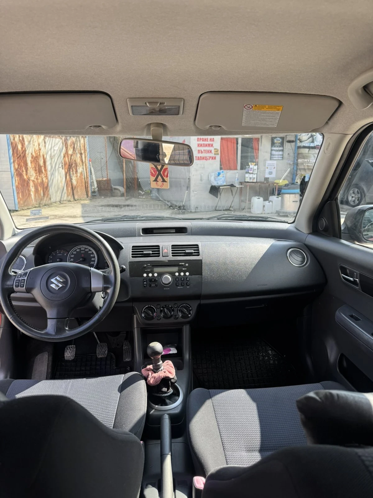 Suzuki Swift 1.3, снимка 12 - Автомобили и джипове - 53986855