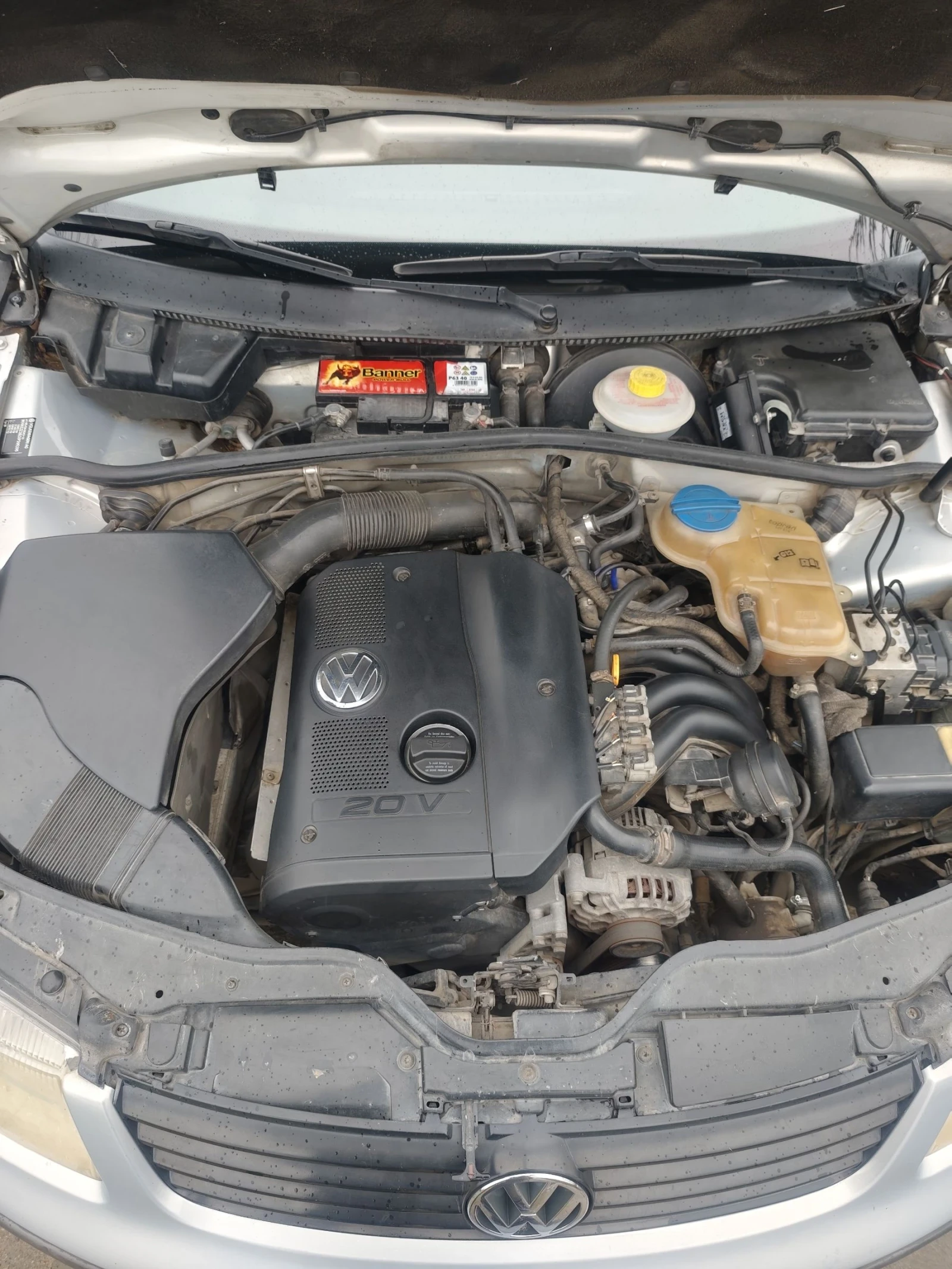 VW Passat, снимка 10 - Автомобили и джипове - 54020389