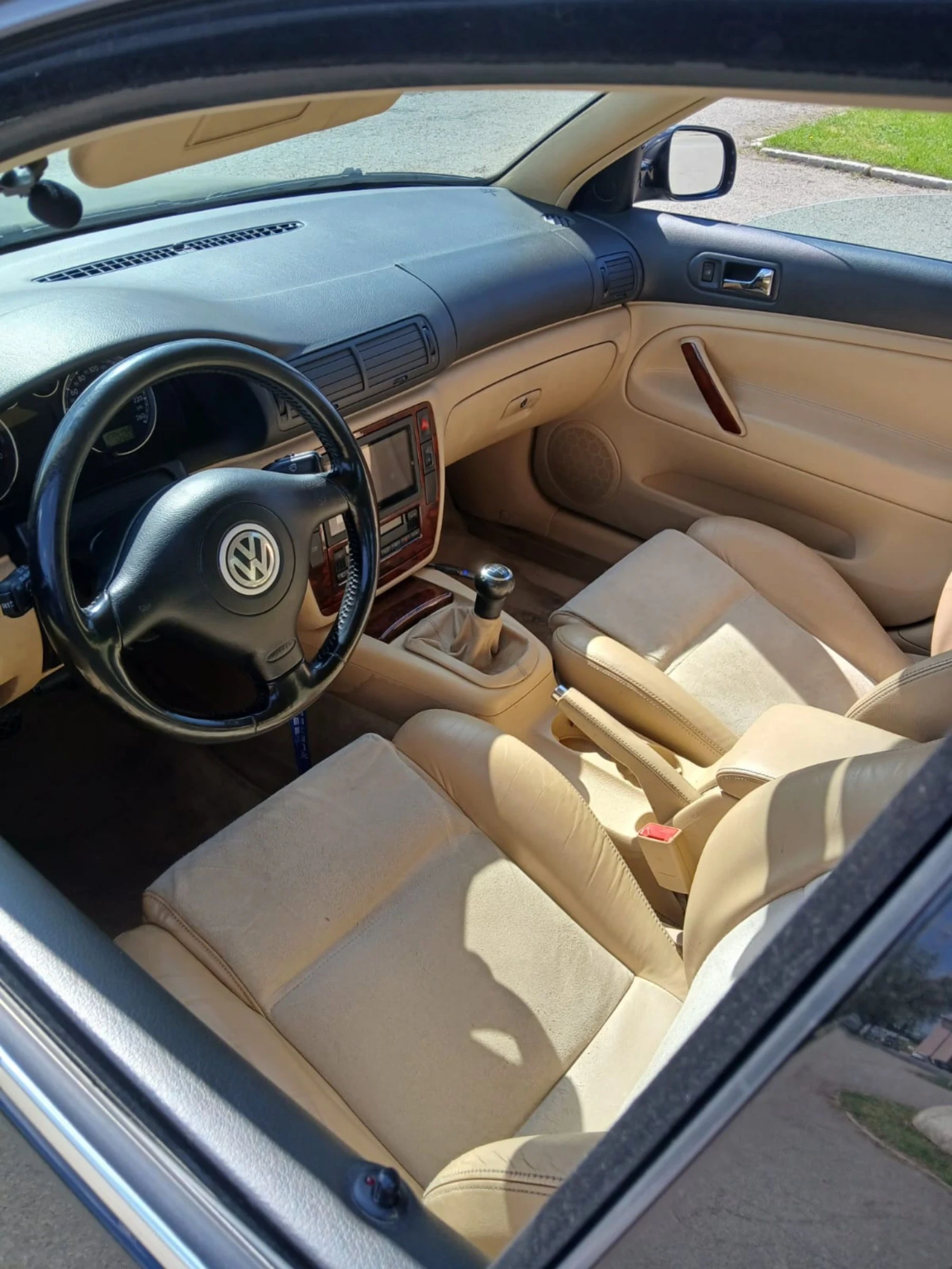 VW Passat 1.9TDI 131hp B5, снимка 10 - Автомобили и джипове - 54556791