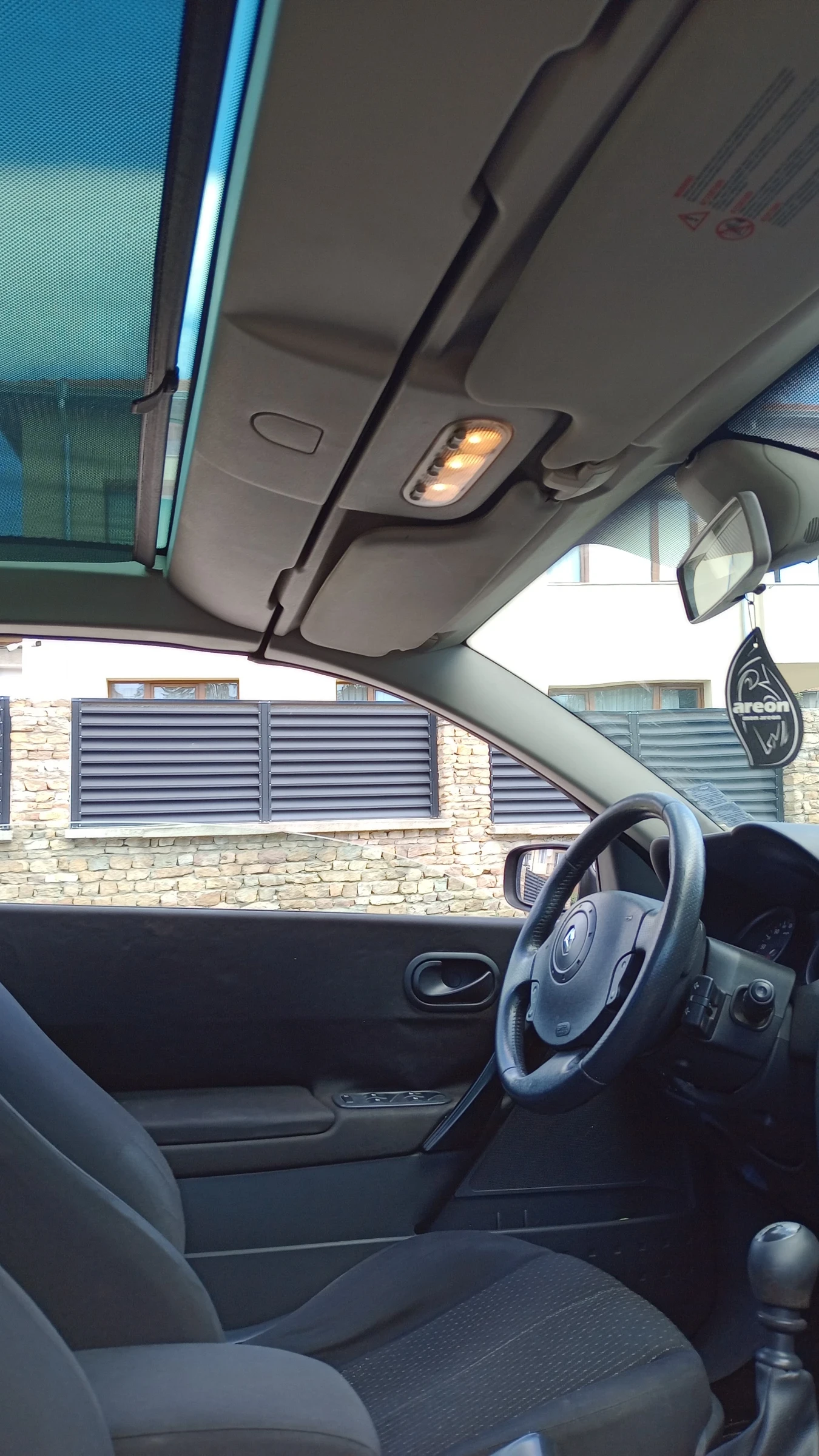 Renault Megane Кабрио 1.9dci, снимка 2 - Автомобили и джипове - 54239276