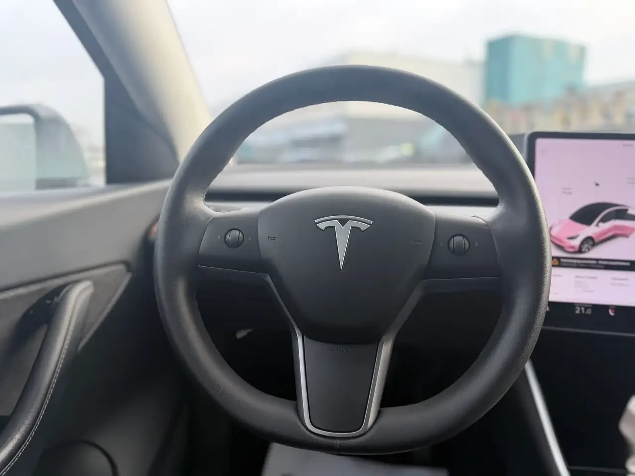 Tesla Model Y Long Range 4x4* PANORAMA* ПОДГРЕВ* КАМЕРИ* , снимка 12 - Автомобили и джипове - 54295619