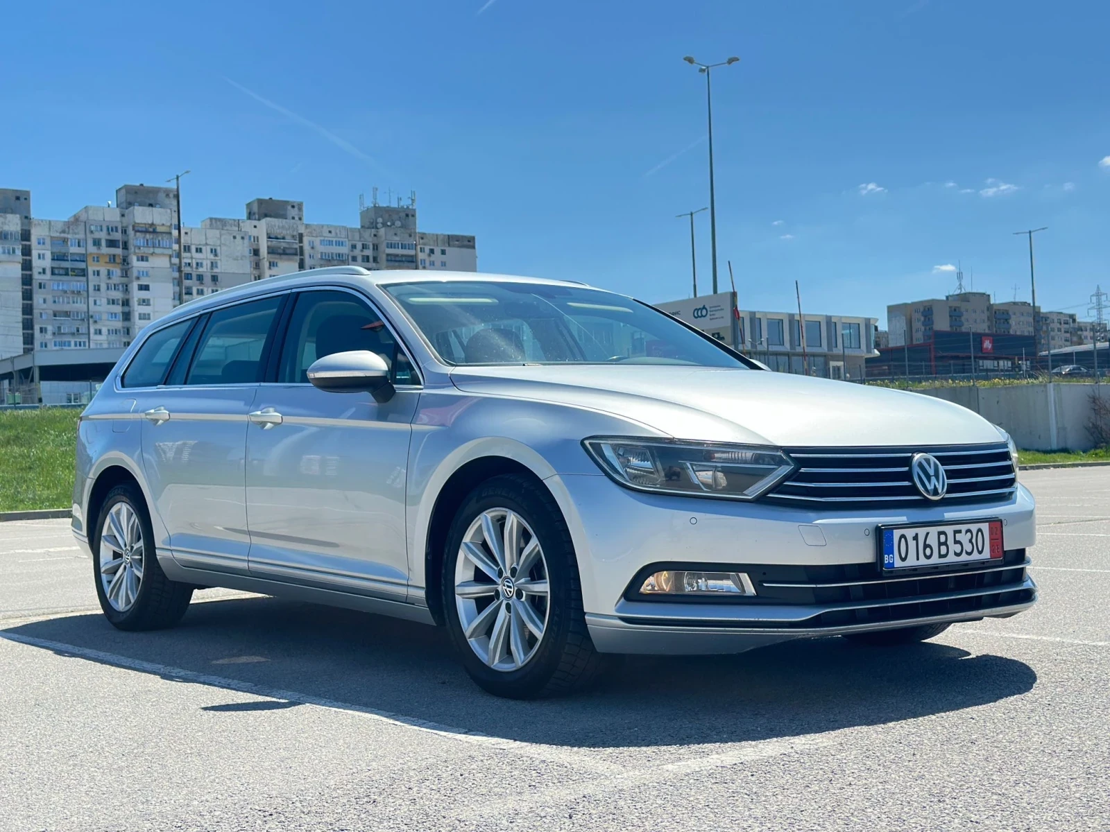 VW Passat, снимка 4 - Автомобили и джипове - 54311658