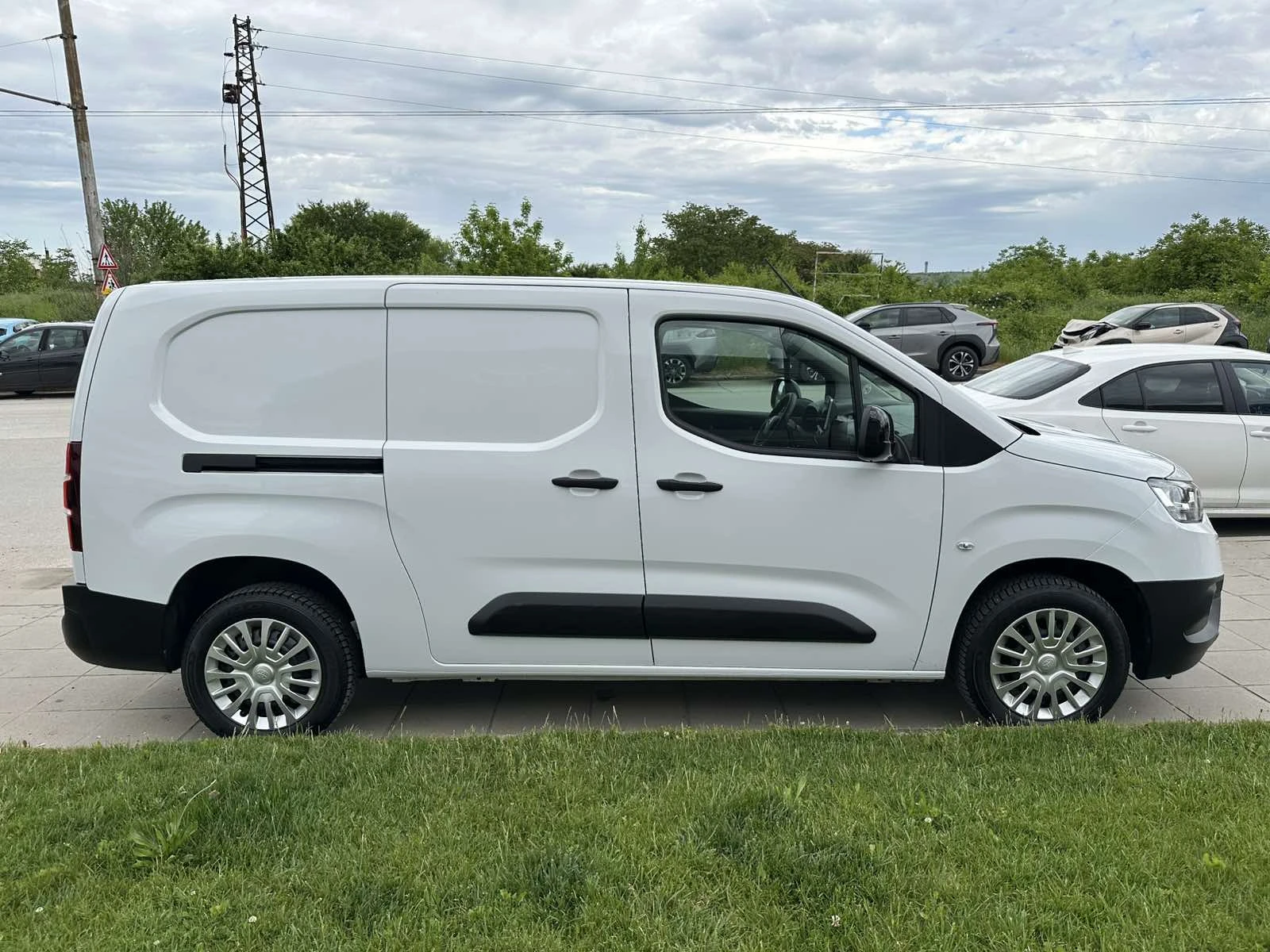 Toyota Proace City 1.5 Comfort L2, снимка 7 - Автомобили и джипове - 54604432
