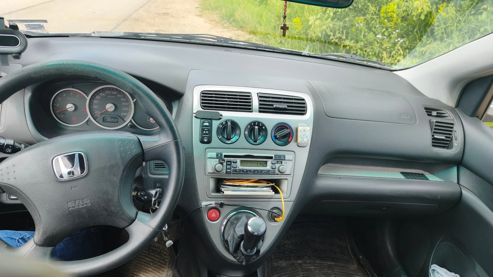 Honda Civic 1.7 CDTi, снимка 7 - Автомобили и джипове - 55055284